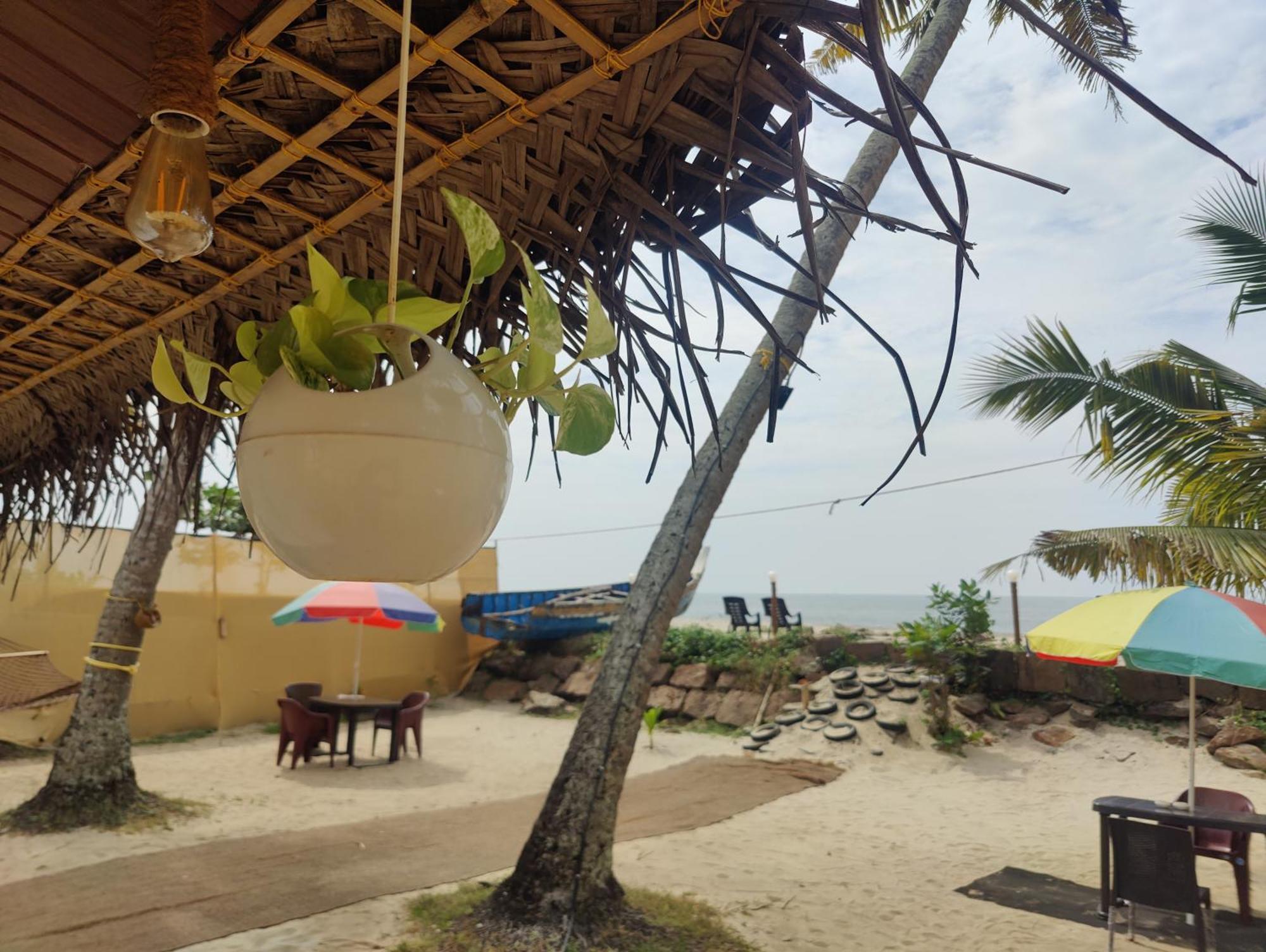 Tripsea Beach Villa Alappuzha Экстерьер фото